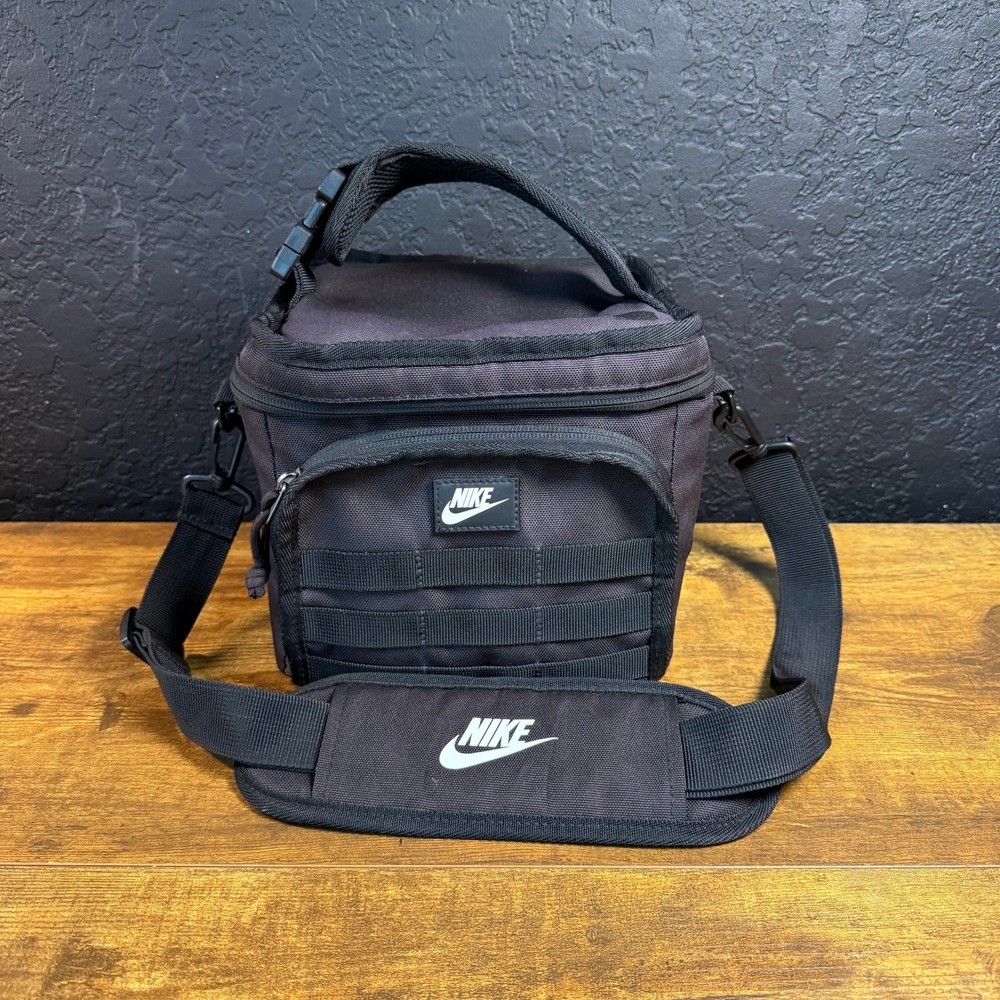 Nike Futura Sportswear Black Polyester Insulated Lunch Tote Bag Unisex OS